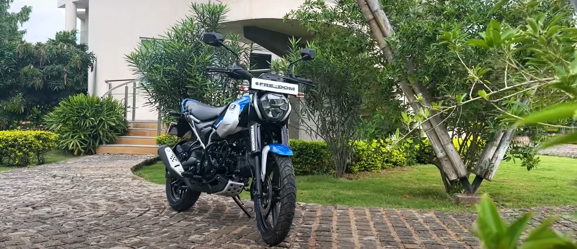 Bajaj Freedom CNG 2024: आख़िरकार दुनियाकी पहेली CNG बाइक आगयी है